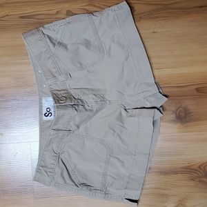 So khaki shorts. Size 9.